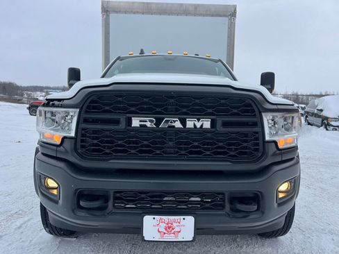Used 2022 RAM 4500 Tradesman RWD image 27