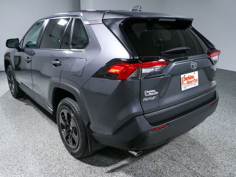 Used 2024 Toyota RAV4 LE AWD/4WD image 9