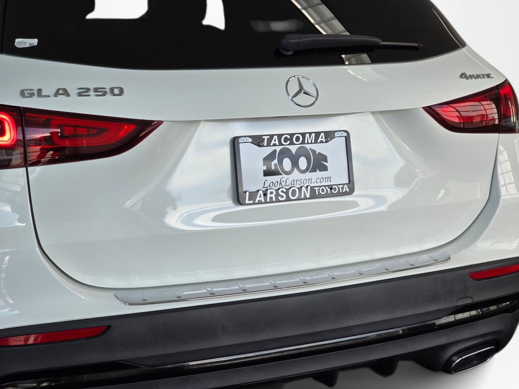 Used 2022 Mercedes-Benz GLA 250 4MATIC image 13