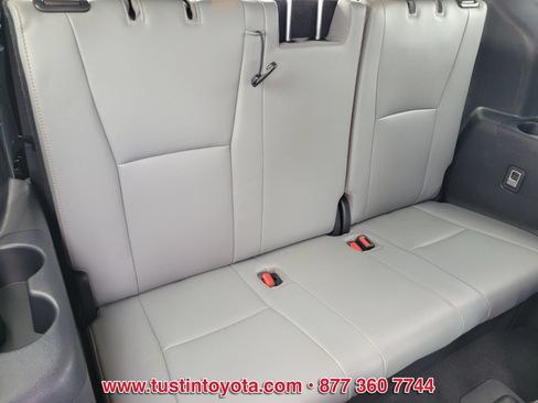Used 2022 Toyota Highlander Bronze Edition AWD/4WD image 15