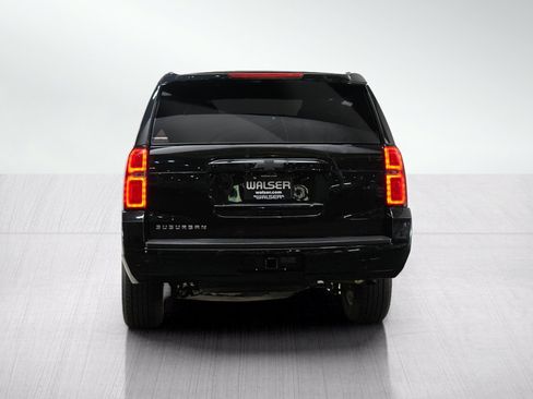 Used 2020 Chevrolet Suburban LT AWD/4WD image 4