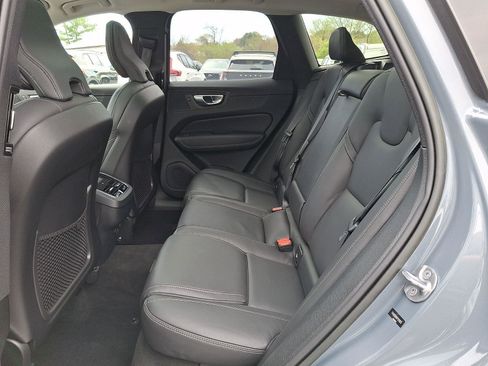 Certified 2023 Volvo XC60 B6 Ultimate w/ Protection Package Premier AWD/4WD image 10