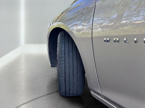 Used 2023 Chevrolet Malibu LT FWD image 28