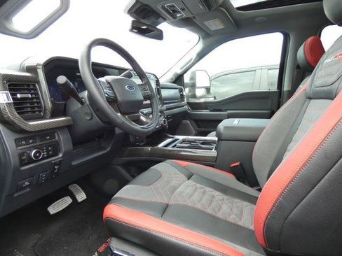 Used 2024 Ford F250 Lariat w/ Lariat Ultimate Package image 11