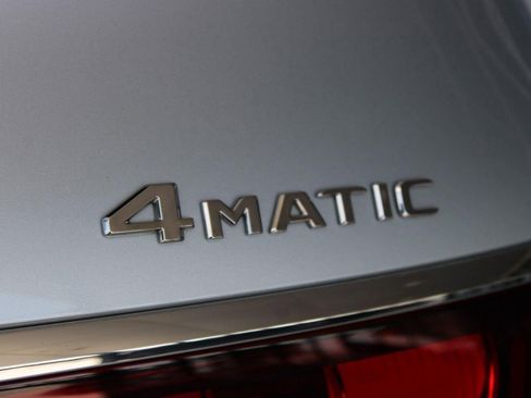 Used 2025 Mercedes-Benz GLS 450 4MATIC image 21