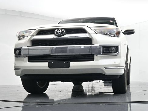 Used 2019 Toyota 4Runner Limited AWD/4WD image 31
