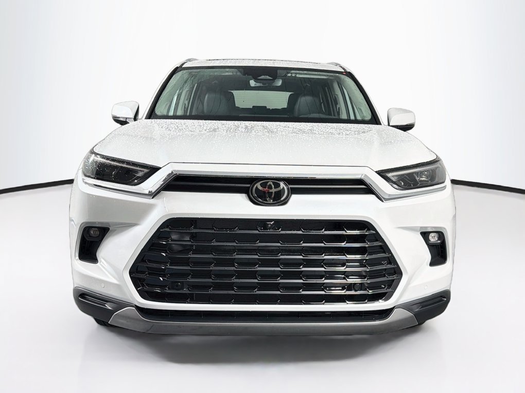 New 2026 Toyota Grand Highlander AWD image 2