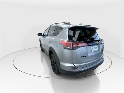 Used 2018 Toyota RAV4 Adventure image 6