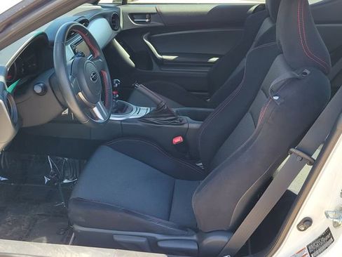 Used 2013 Subaru BRZ Premium w/ Protection Pkg 1 image 9