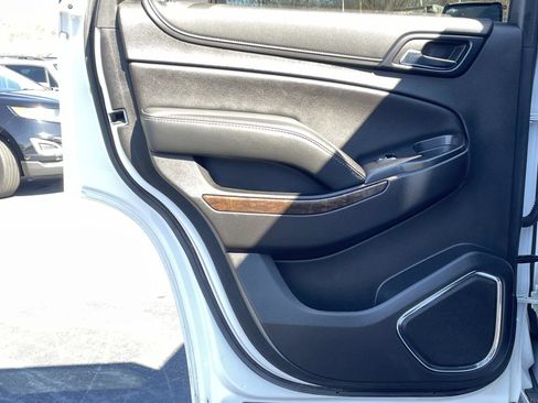 Used 2019 Chevrolet Tahoe LT image 11