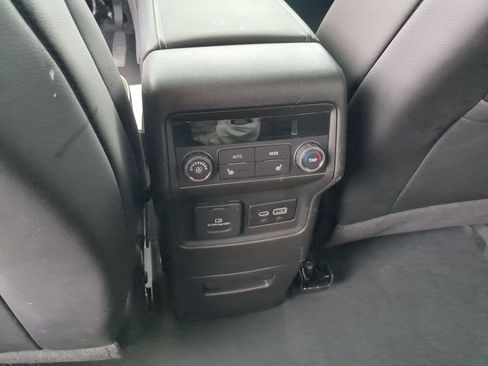 Used 2023 GMC Acadia Denali w/ Denali Ultimate Package AWD/4WD image 20