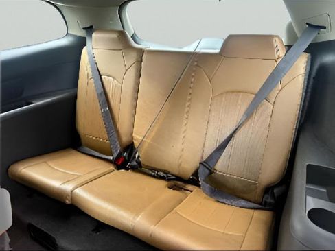 Used 2016 Buick Enclave Leather w/ Trailering Package AWD/4WD image 6