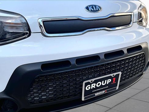 Used 2014 Kia Soul FWD image 27