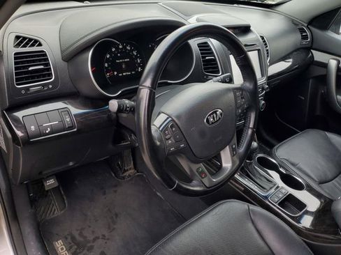 Used 2014 Kia Sorento SX w/ 3rd Row Package image 16