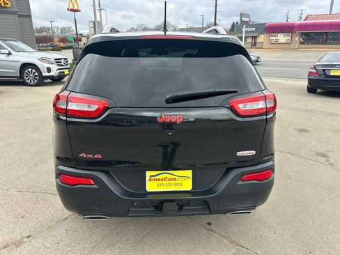 Used 2015 Jeep Cherokee Latitude w/ Comfort/Convenience Group image 4