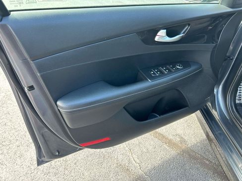 Used 2024 Kia Forte GT-Line w/ GT-Line Premium Package FWD image 15