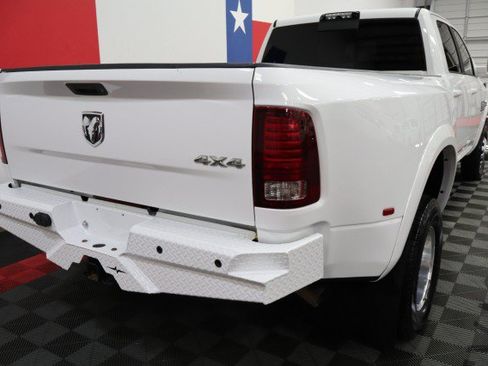 Used 2018 RAM 3500 Laramie w/ Sport Appearance Group AWD/4WD image 18