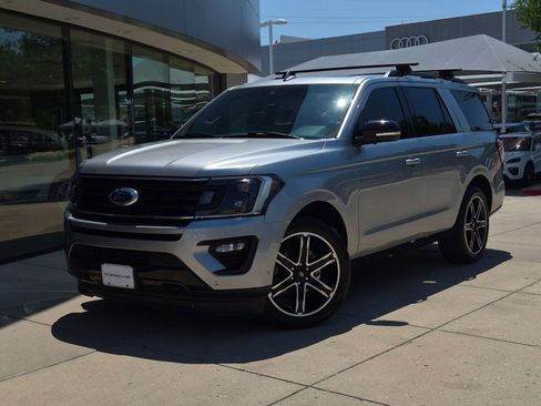 Used 2020 Ford Expedition Limited w/ Equipment Group 303A AWD/4WD image 1