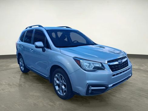 Used 2018 Subaru Forester 2.5i Touring image 12