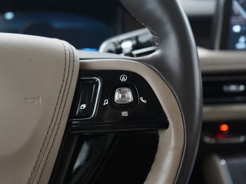 Used 2020 Lincoln Aviator Grand Touring w/ Equipment Group 301A AWD/4WD image 31