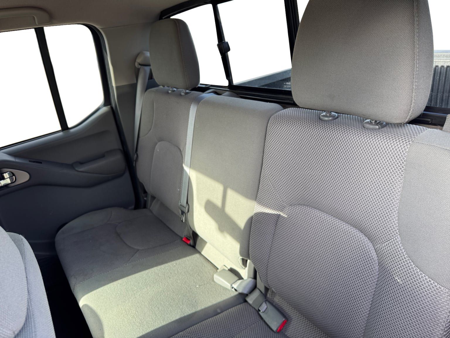 Used 2019 Nissan Frontier SV RWD image 16
