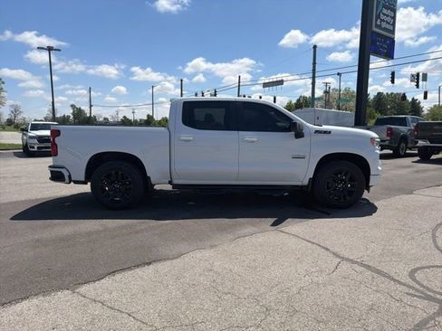 Used 2023 Chevrolet Silverado 1500 RST w/ Convenience Package II AWD/4WD image 5