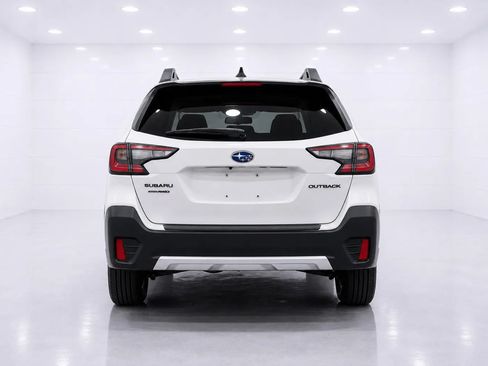 Used 2022 Subaru Outback Touring w/ Popular Package #2 AWD/4WD image 4