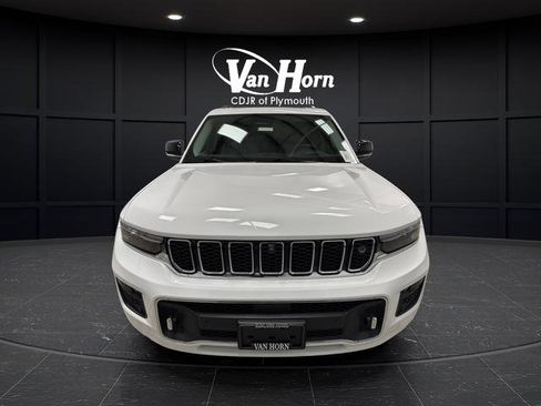 Used 2021 Jeep Grand Cherokee L Overland w/ Advanced Protech Group III image 12