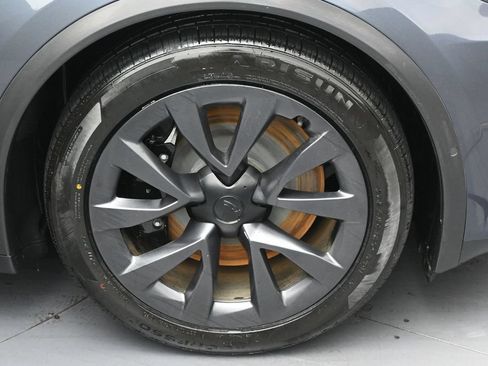 Used 2023 Tesla Model X AWD/4WD image 8