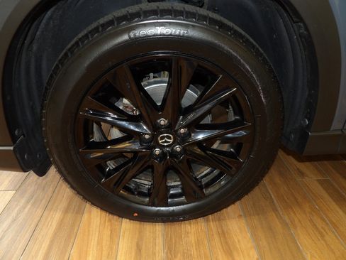 Certified 2023 MAZDA CX-5 Carbon Edition image 10