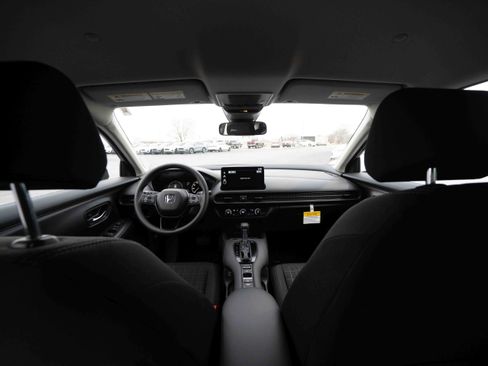 New 2026 Honda HR-V LX image 19