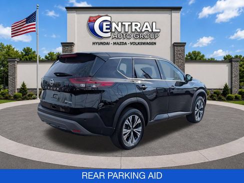 Used 2021 Nissan Rogue SV AWD/4WD image 8