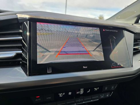 Used 2025 Audi Q4 e-tron Premium Plus w/ Premium Plus image 30