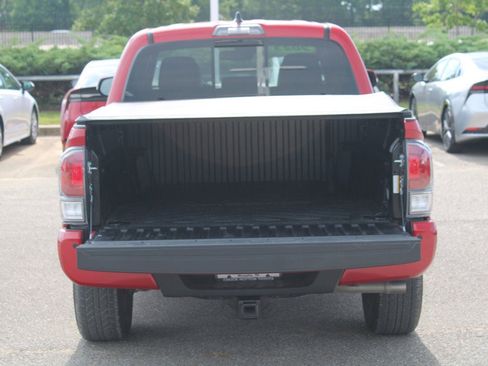 Used 2023 Toyota Tacoma TRD Sport image 18