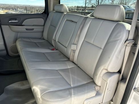 Used 2011 GMC Sierra 3500 SLT image 20