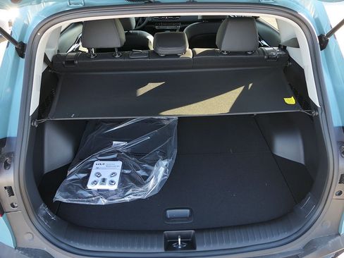 New 2026 Kia Seltos EX FWD image 21