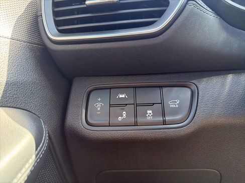 Used 2019 Hyundai Santa Fe Limited FWD image 26