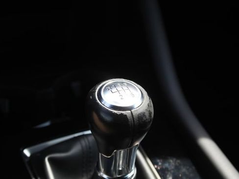 Used 2021 MAZDA MAZDA3 s FWD image 26