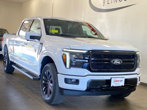 New 2026 Ford F150 Lariat w/ Equipment Group 501A Mid AWD/4WD image 9