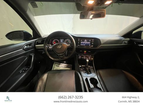 Used 2019 Volkswagen Jetta SE FWD image 13