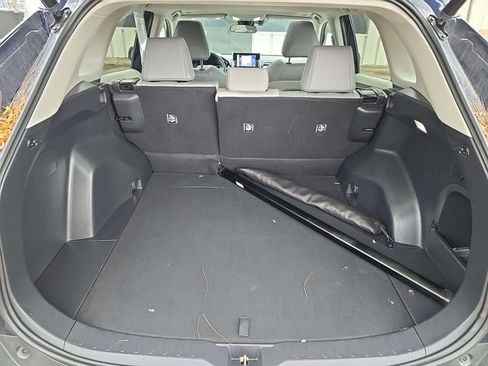 Used 2023 Toyota RAV4 XLE Premium image 11