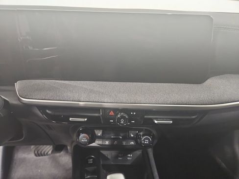 New 2026 Nissan Kicks SV image 18