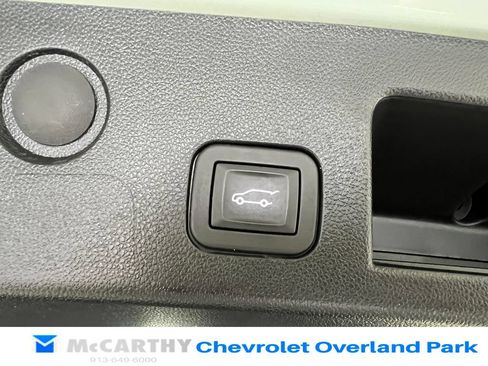 Used 2025 Chevrolet Equinox LT w/ Convenience Package II FWD image 26