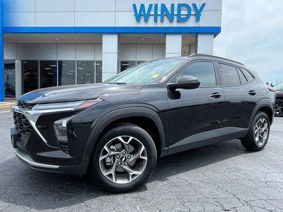 Used 2025 Chevrolet Trax LT