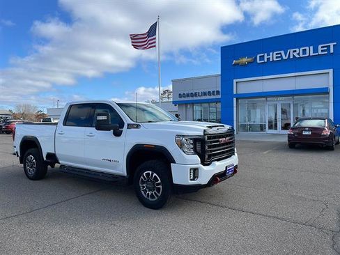 Used 2022 GMC Sierra 2500 AT4 w/ Gooseneck/5TH Wheel Package AWD/4WD image 8