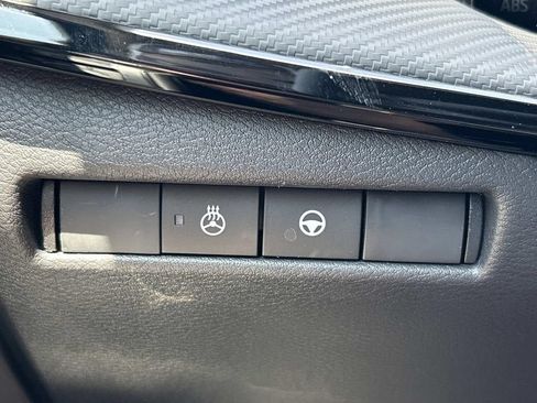 New 2026 Nissan Kicks SR w/ SR Premium Package AWD/4WD image 27