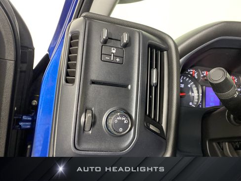 Used 2018 Chevrolet Silverado 2500 W/T w/ WT Convenience Package image 21