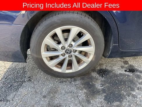 Used 2022 Toyota Camry LE FWD image 8