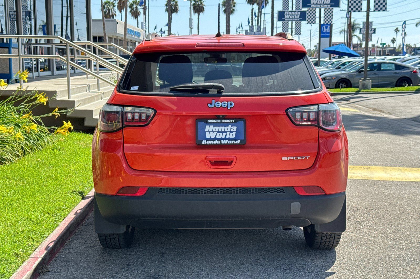 Used 2018 Jeep Compass Sport FWD image 5