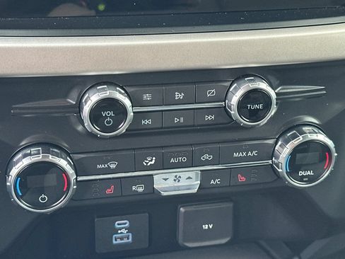 Used 2021 Ford F150 XLT w/ Equipment Group 302A High AWD/4WD image 22